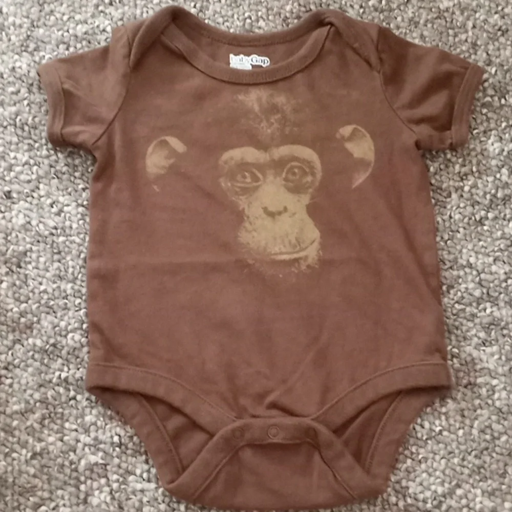 BABY GAP 0-3 months